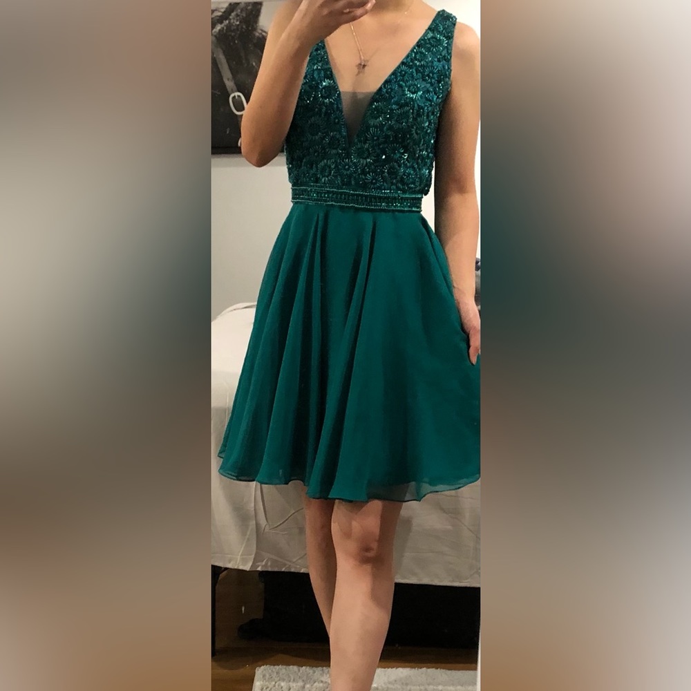 Sherri Hill Size 4 green handbead dress for any occasion.